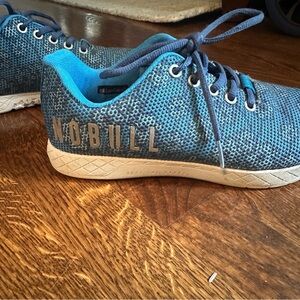 Women’s size 8.5 NoBull trainers